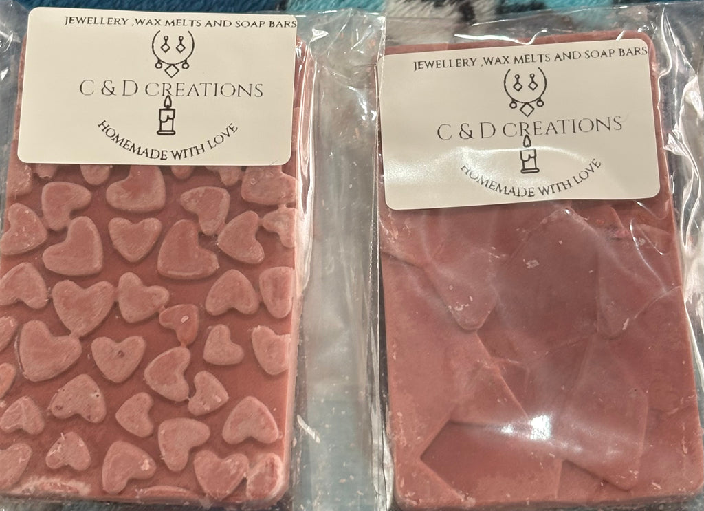 2x medium chocolate bar wax melts in the fragrance of strawberry & Lilly
