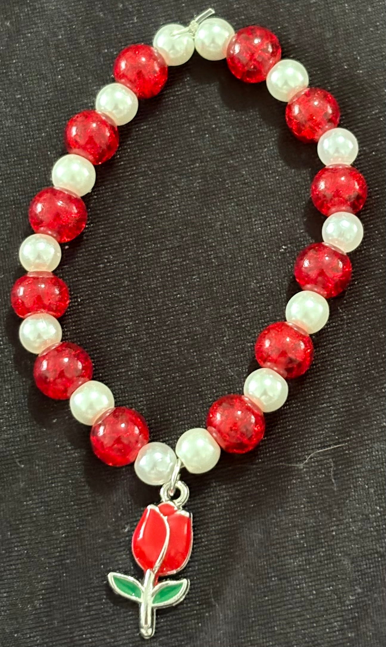 The Lancashire rose necklace