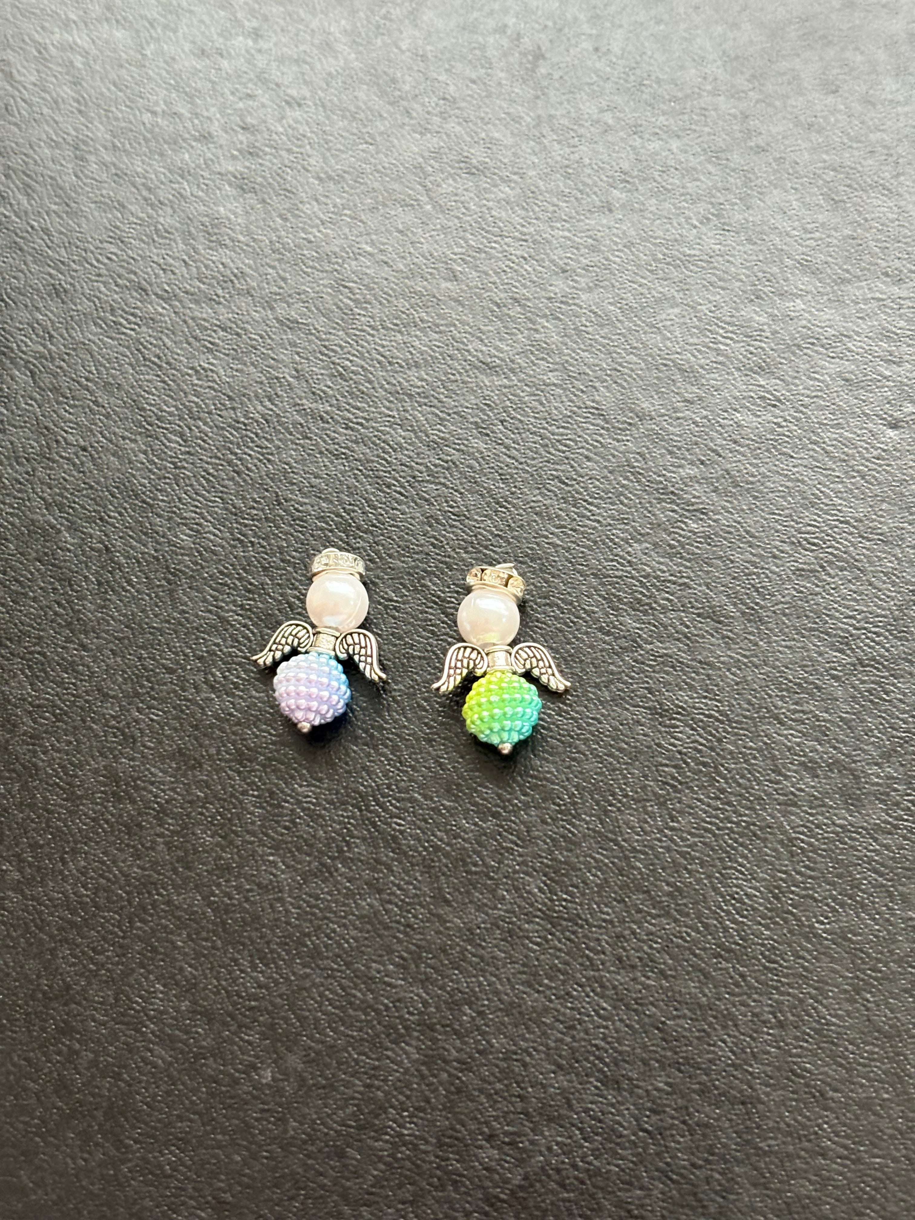 10x small guardian angles charms/pendents