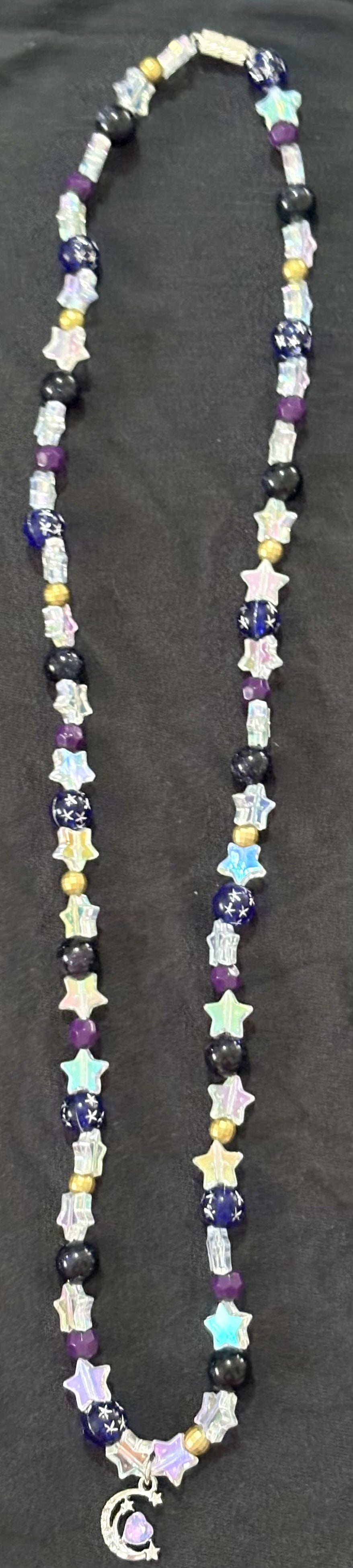 It’s a stary night necklace
