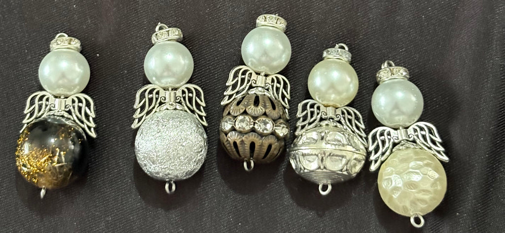 10x Guardian Angels pendents/charms