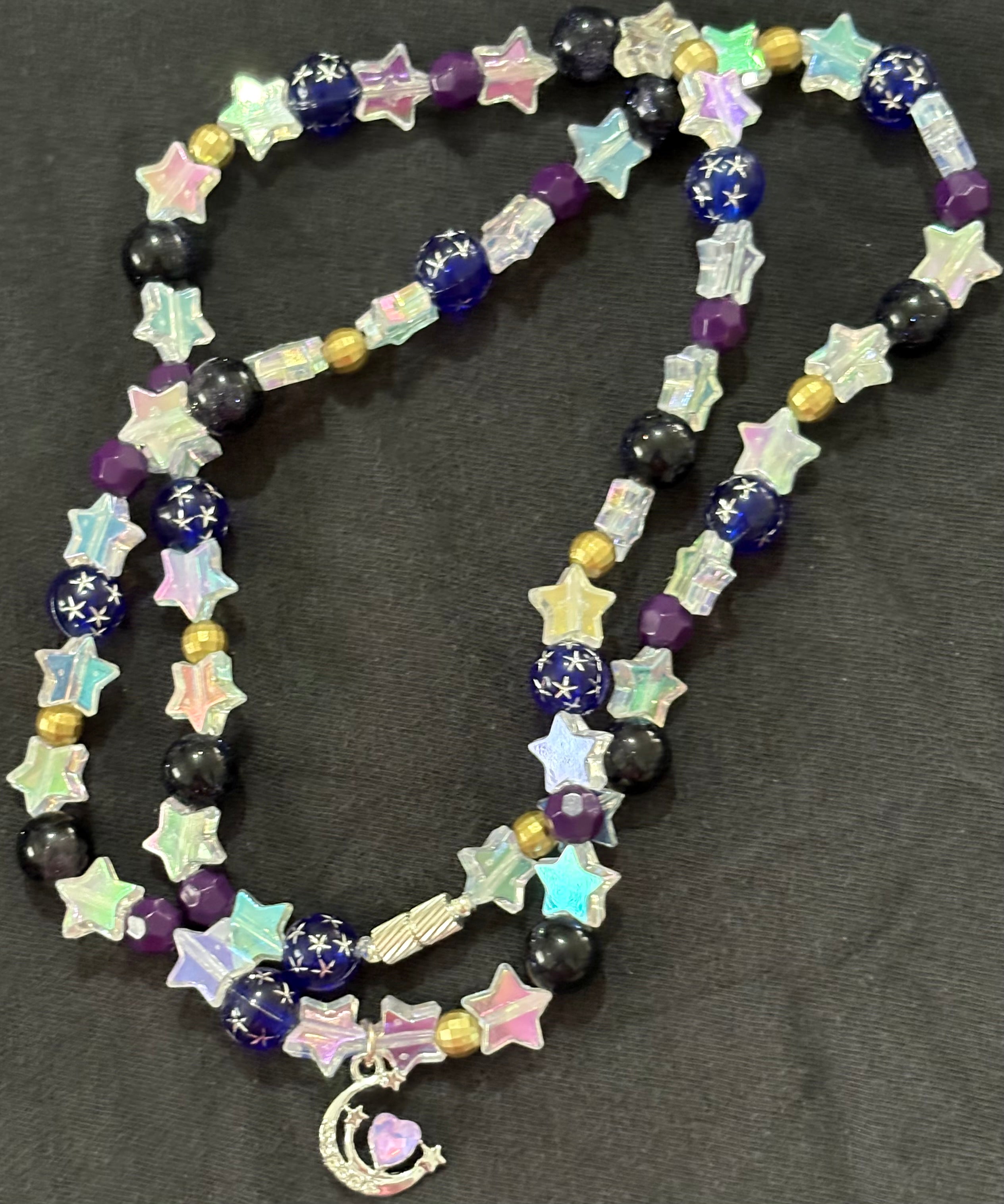 It’s a stary night necklace