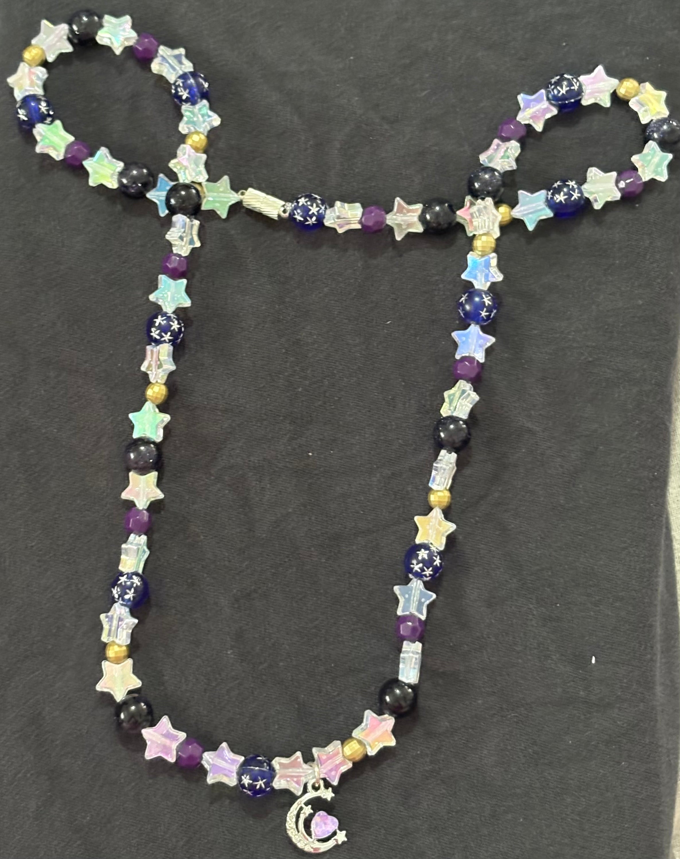 It’s a stary night necklace